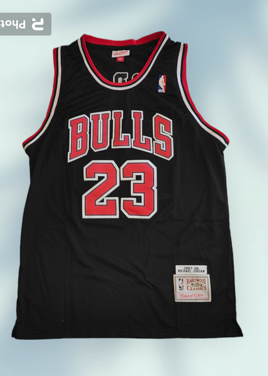 Men's Michael Jordan #23 Chicago Bulls NBA Classic Jersey 1997/98